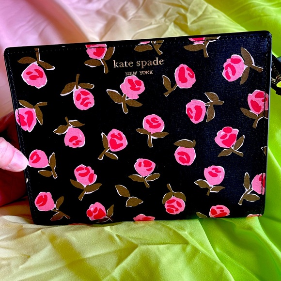 Beautiful Kate Spade PINK ROSE Wristlet - Picture 2 of 7
